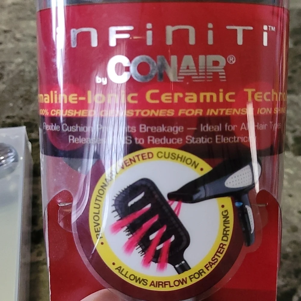 Infiniti Conair hair Brush & Celavi facial roller massager bundle